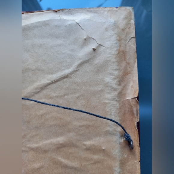 Vintage Fiber Art Framed Country House Scene - Picture 4 of 5